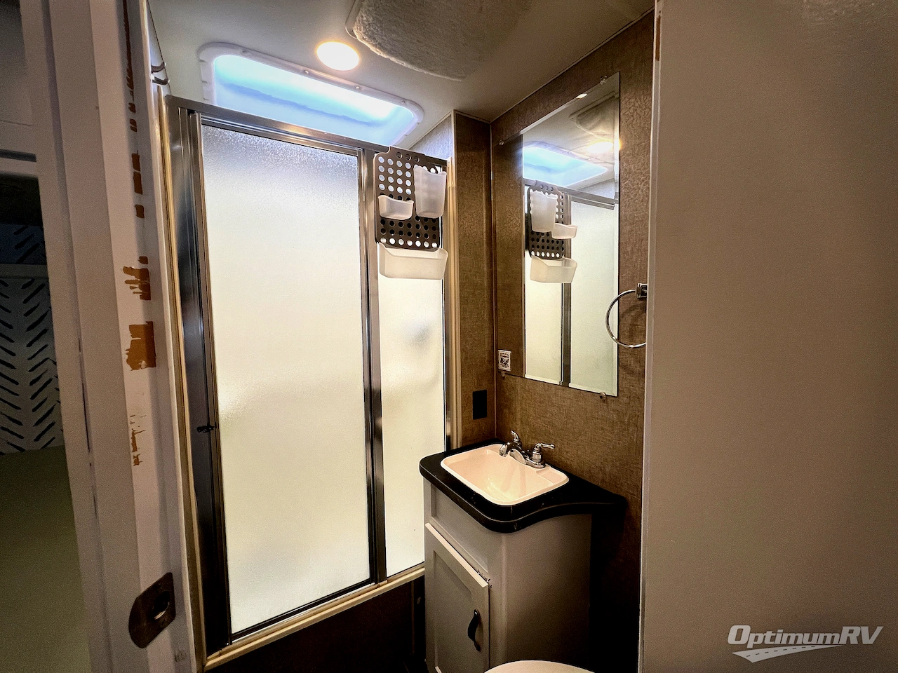 2018 Winnebago Minnie 22R Photo 16