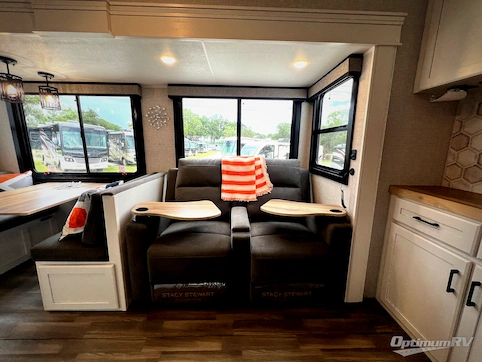 2025 Jayco Eagle HT 312BHOK RV Photo 2