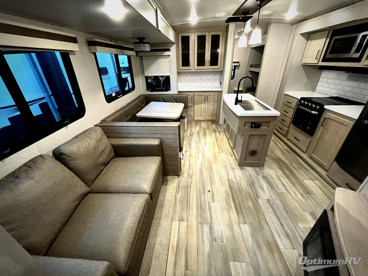 2023 Forest River Rockwood Signature 8336BH Photo 6