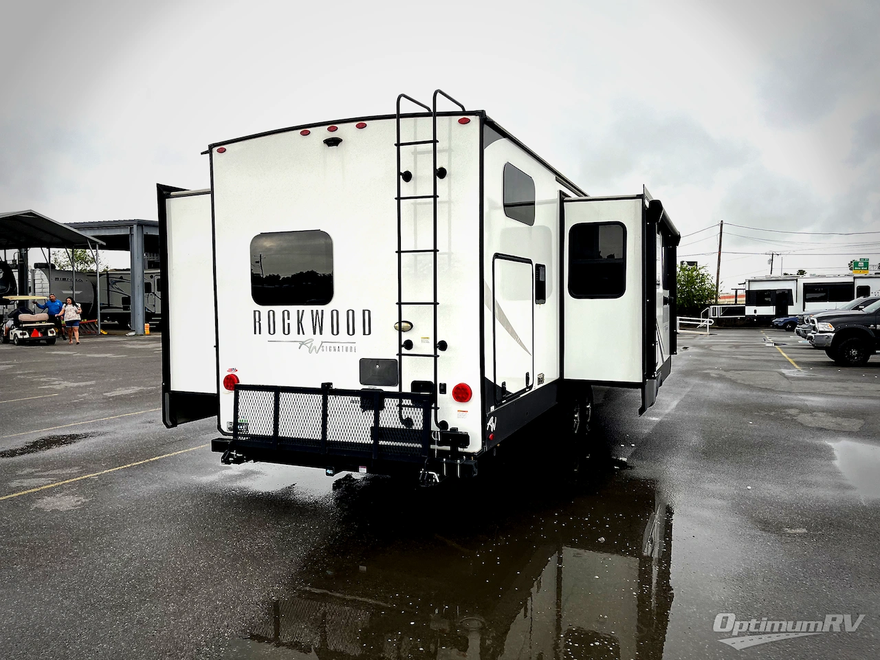 2023 Forest River Rockwood Signature 8336BH Photo 3