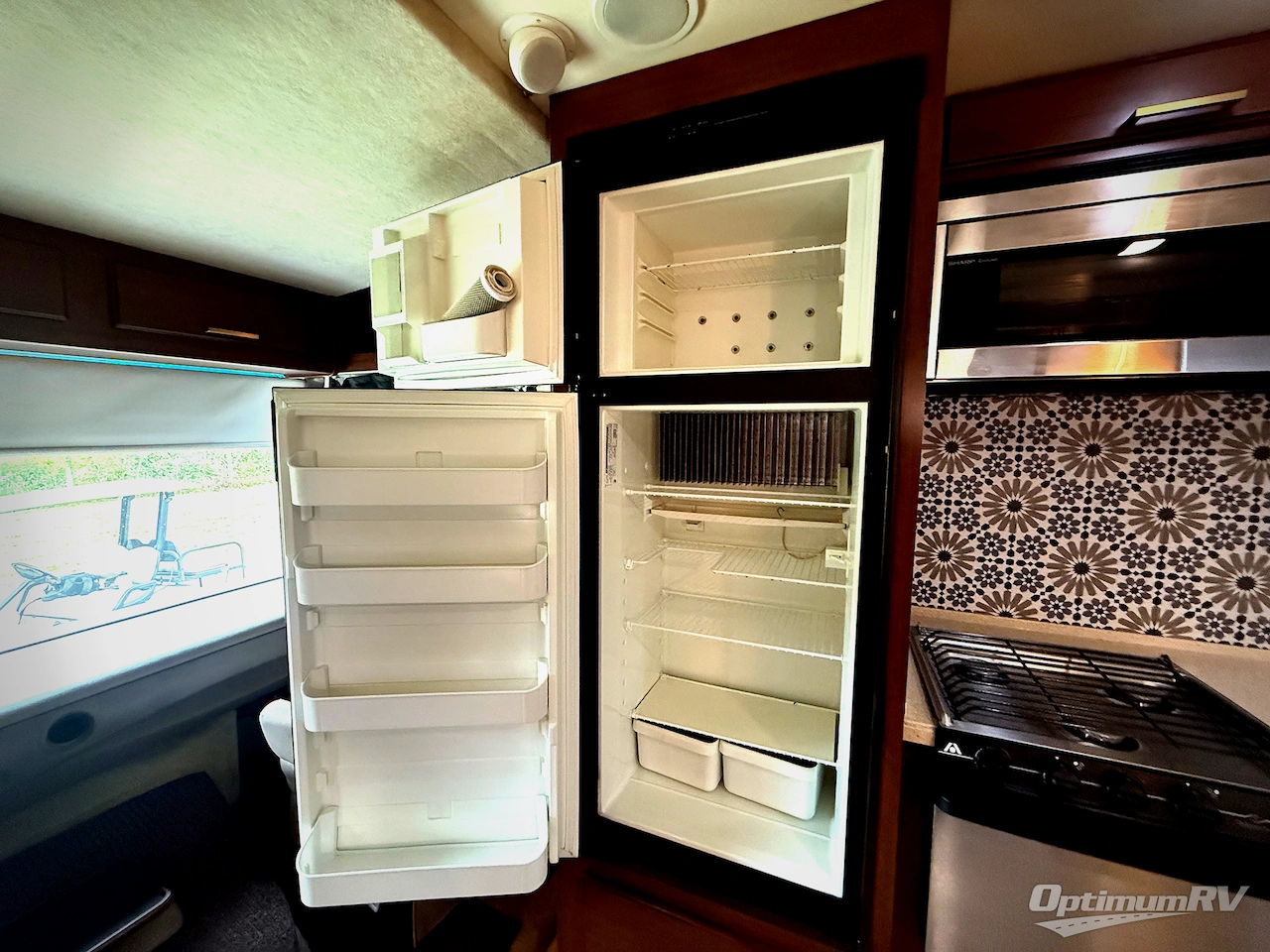 2011 Fleetwood Terra 34DS Photo 8