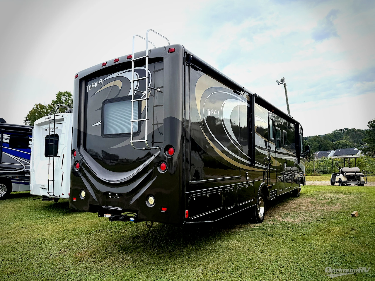 2011 Fleetwood Terra 34DS Photo 20