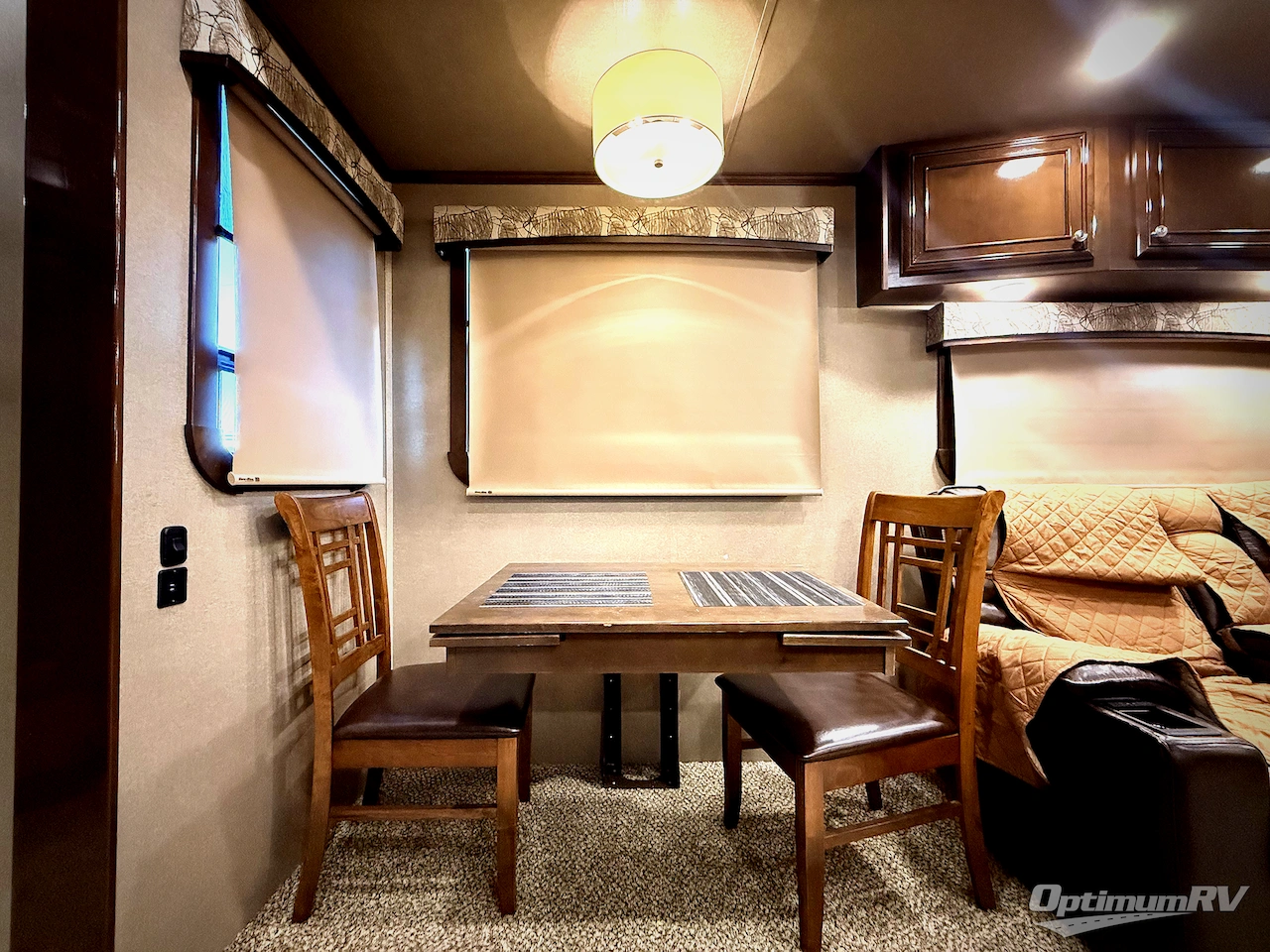 2018 Redwood Redwood 3881ES Photo 6