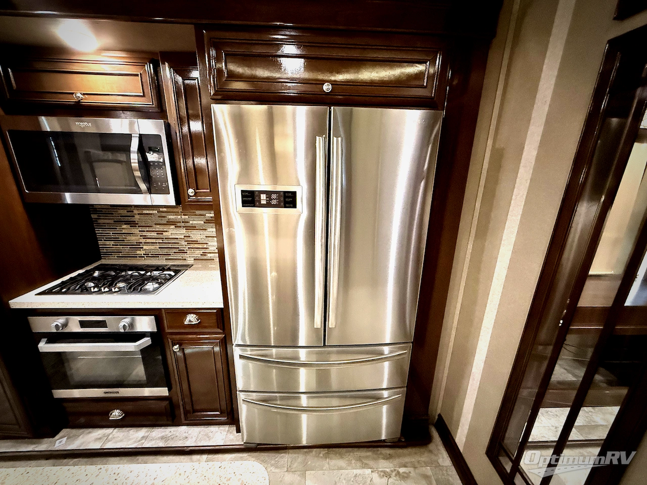 2018 Redwood Redwood 3881ES Photo 16