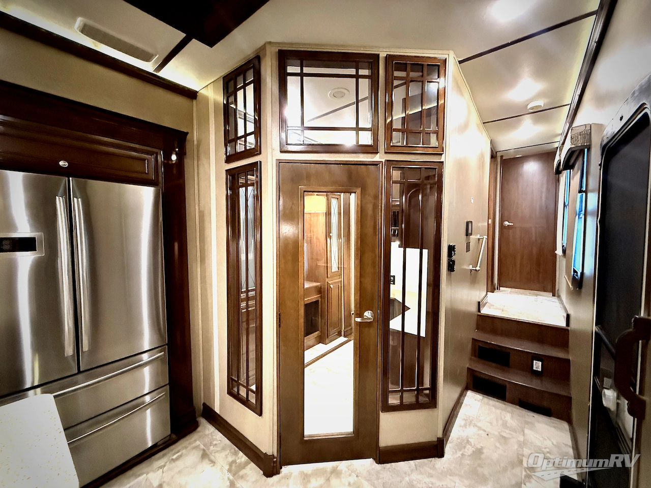 2018 Redwood Redwood 3881ES Photo 17