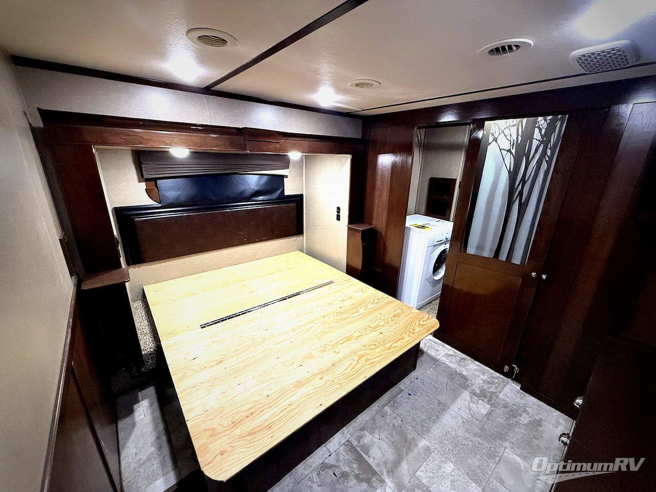 2018 Redwood Redwood 3881ES Photo 25