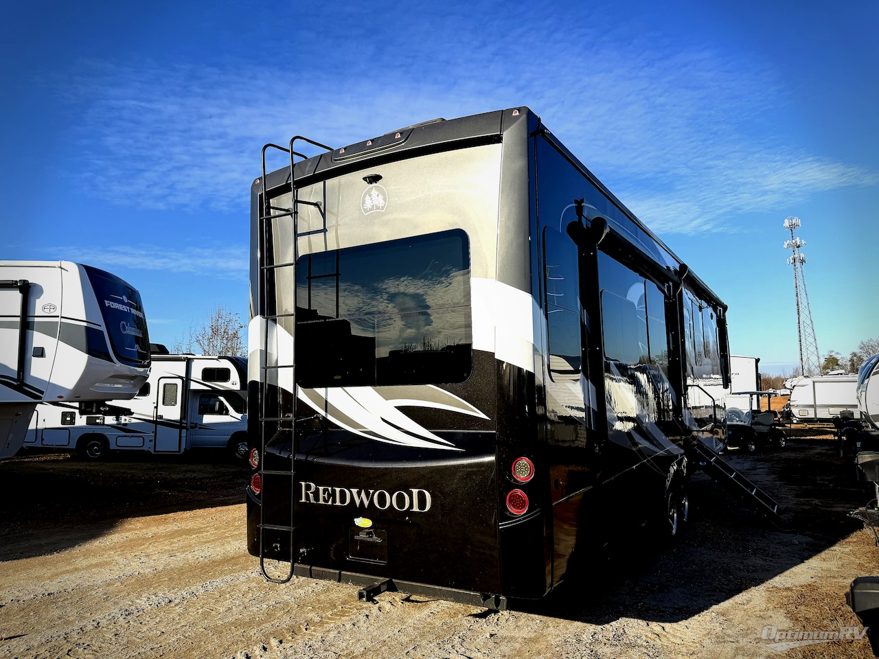 2018 Redwood Redwood 3881ES Photo 2