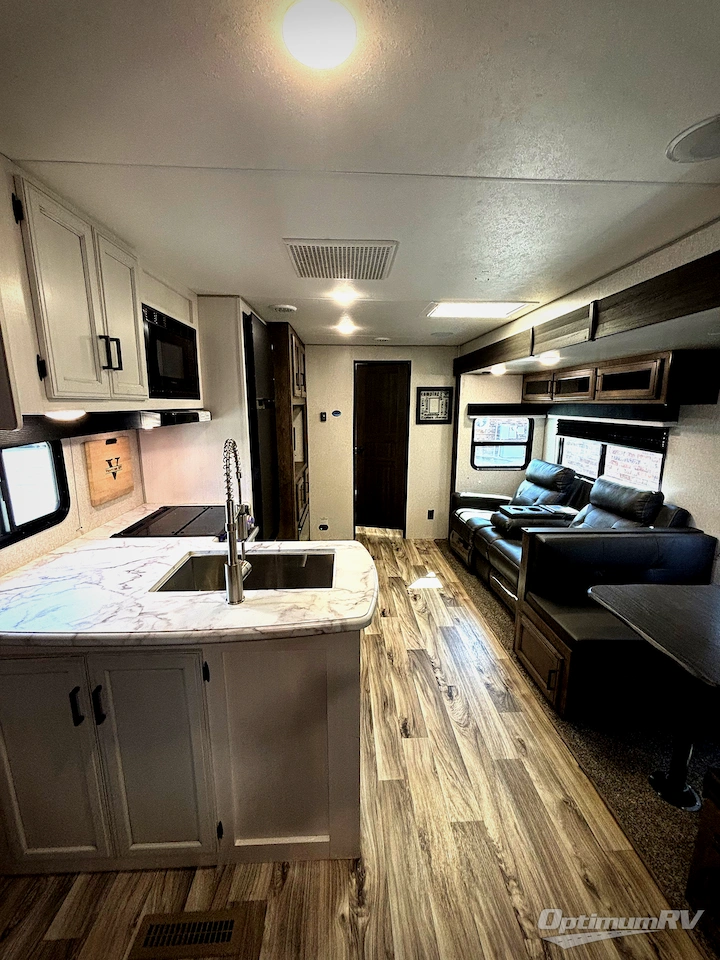 2022 Venture SportTrek ST271VMB Photo 6