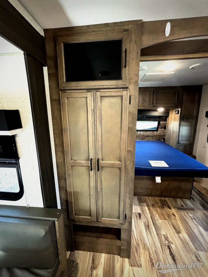 2022 Venture SportTrek ST271VMB Photo 11