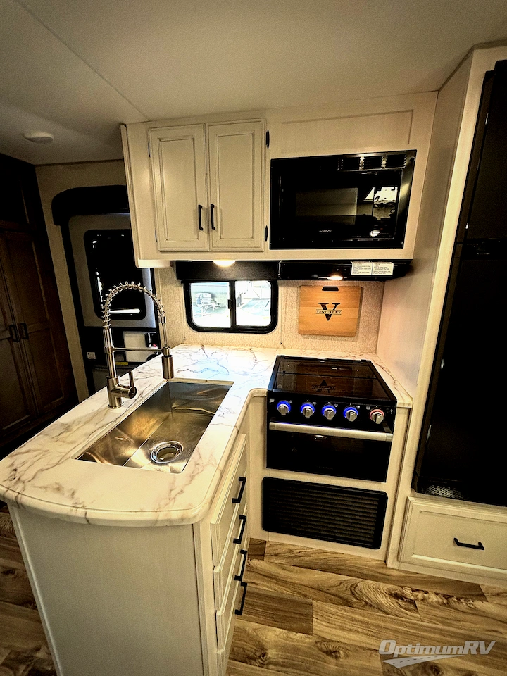 2022 Venture SportTrek ST271VMB Photo 13