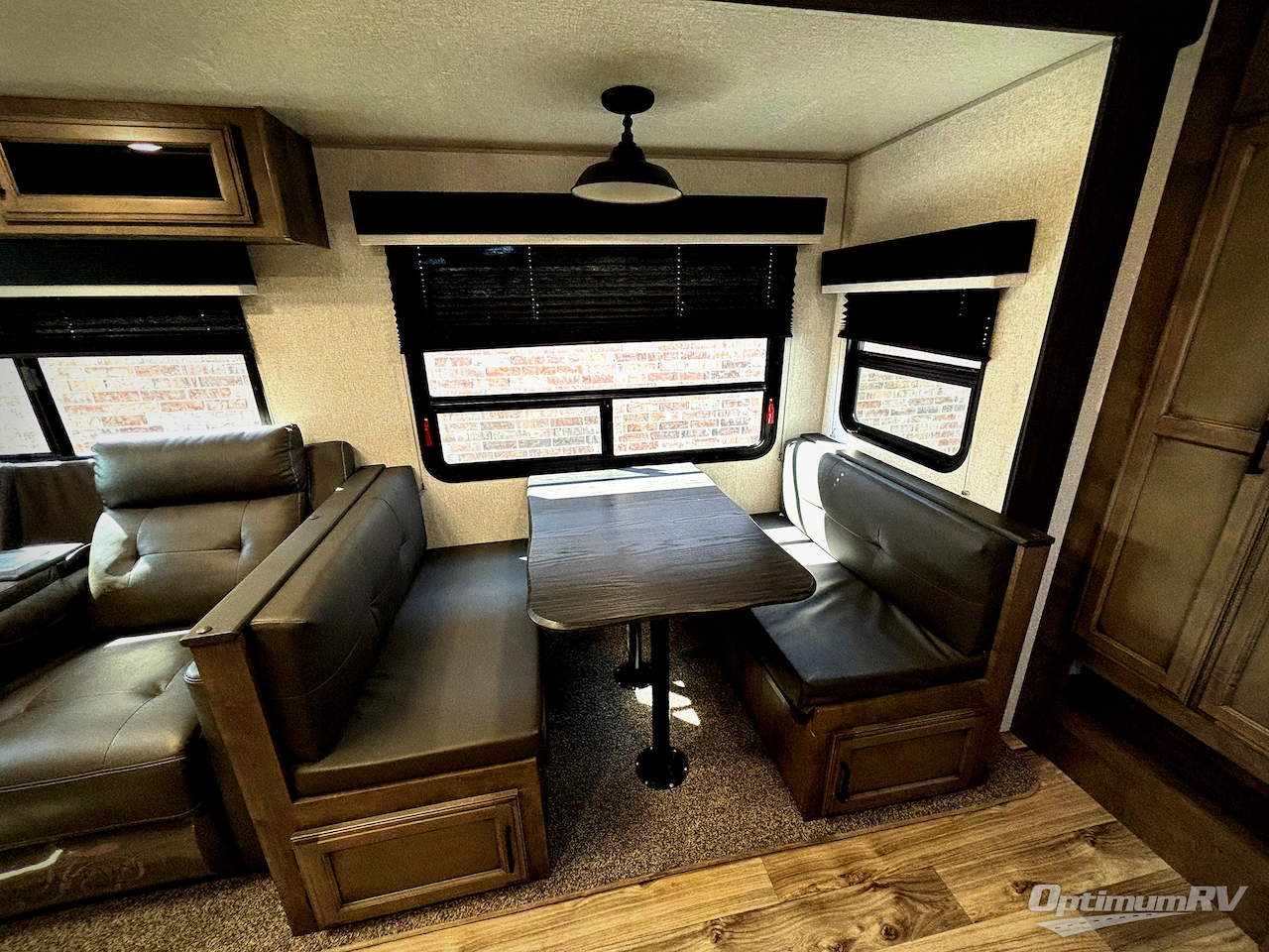 2022 Venture SportTrek ST271VMB Photo 17