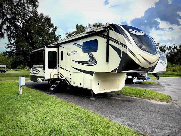 2021 Grand Design Solitude 310GK-R RV Photo 1