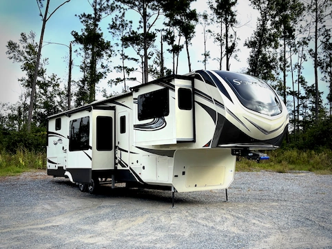 Used 2021 Grand Design Solitude 380FL R Featured Photo