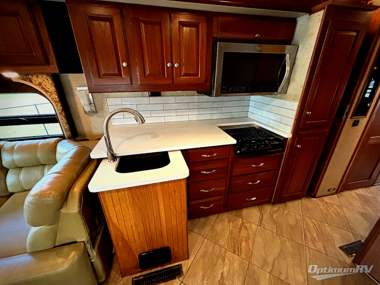 2016 Itasca Suncruiser 38Q Photo 8