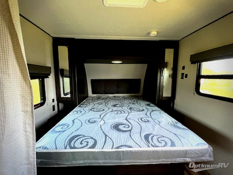 2022 Grand Design Transcend Xplor 200MK RV Photo 4