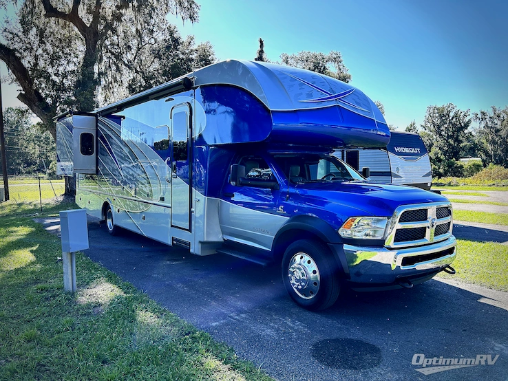 2018 Dynamax Isata 5 36DS RV Photo 1