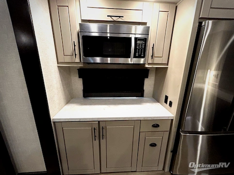 2021 Redwood Redwood 4001LK RV Photo 4