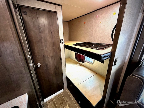 2021 Jayco Jay Flight SLX 7 184BS RV Photo 3
