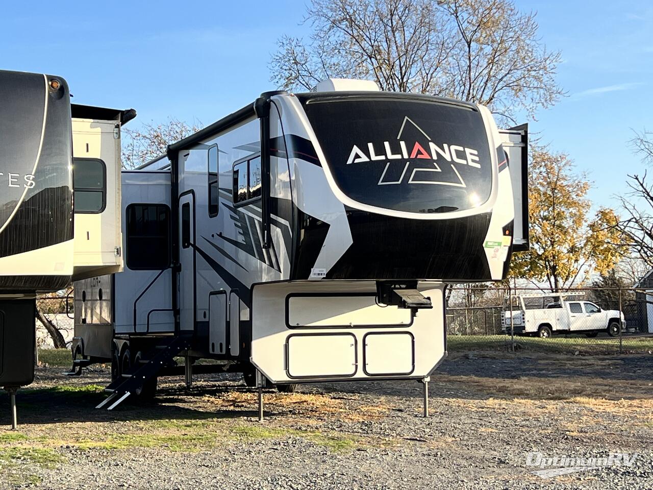 SOLD! - Used 2022 Alliance Valor 41V15 Fifth Wheel at Optimum RV ...