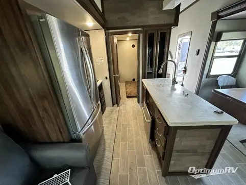2019 Palomino Columbus 1492 378MB RV Photo 2