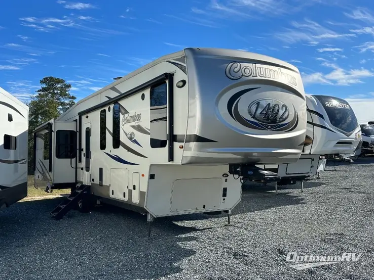 2019 Palomino Columbus 1492 378MB RV Photo 1