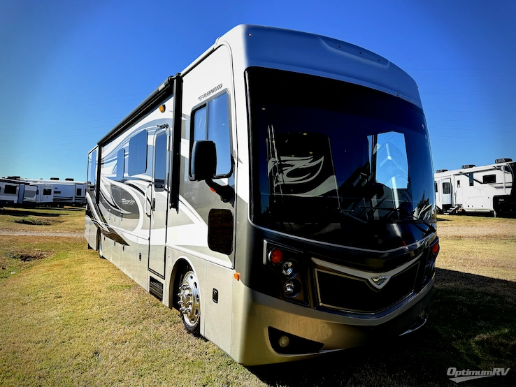 2015 Fleetwood Excursion 35B RV Photo 1