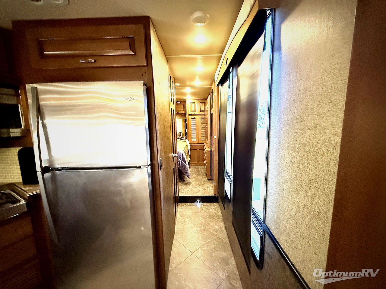 2015 Fleetwood Excursion 35B Photo 14