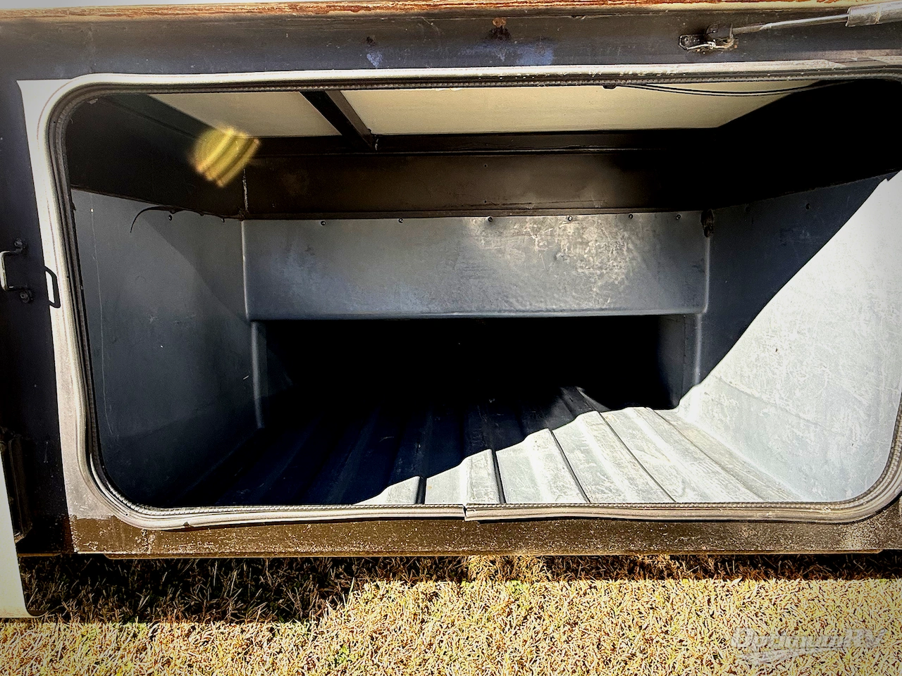 2015 Fleetwood Excursion 35B Photo 23