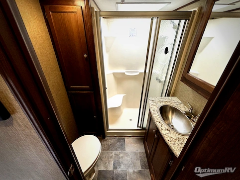 2017 Keystone Sprinter 353FWDEN RV Photo 4