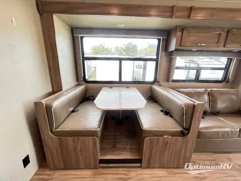 2019 Entegra Vision 31V RV Photo 3