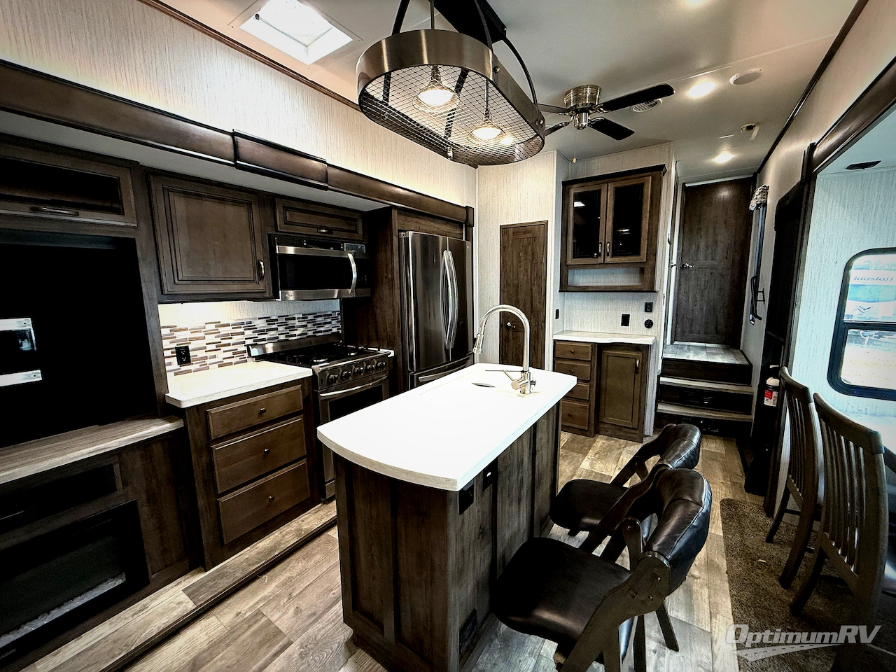 2020 Forest River Sandpiper 373BH Photo 7