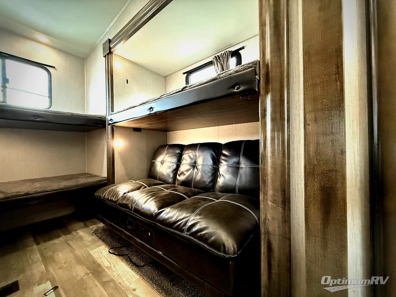 2020 Forest River Sandpiper 373BH Photo 12