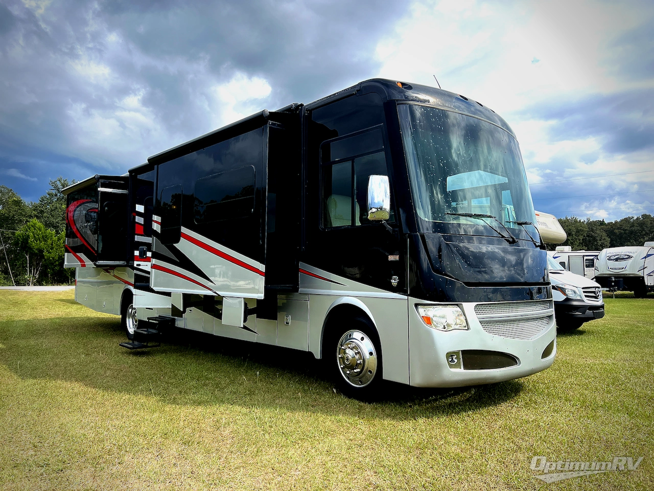 2014 Winnebago Adventurer 37F Photo 1
