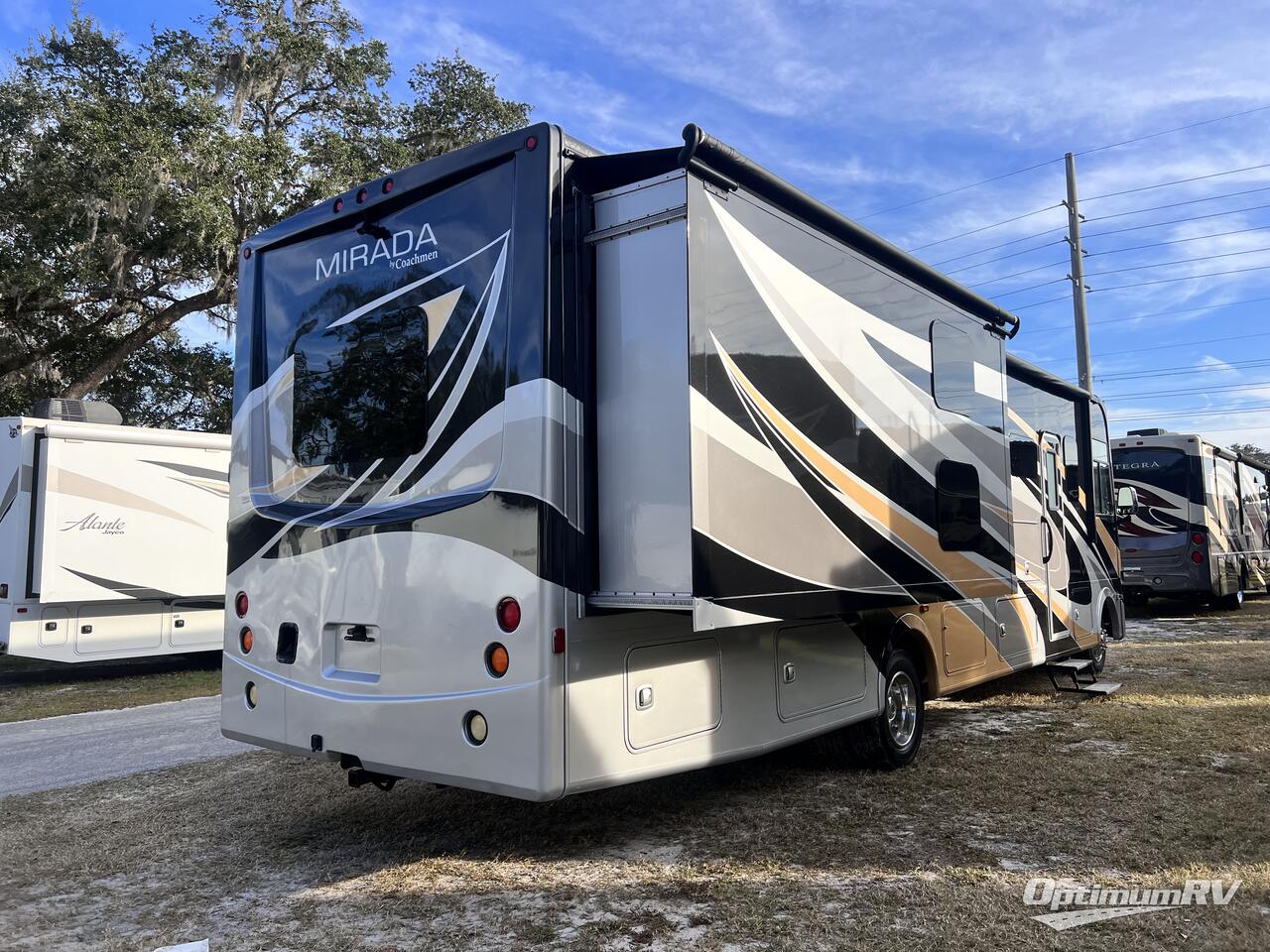 2020 Coachmen Mirada 34BHF Photo 2