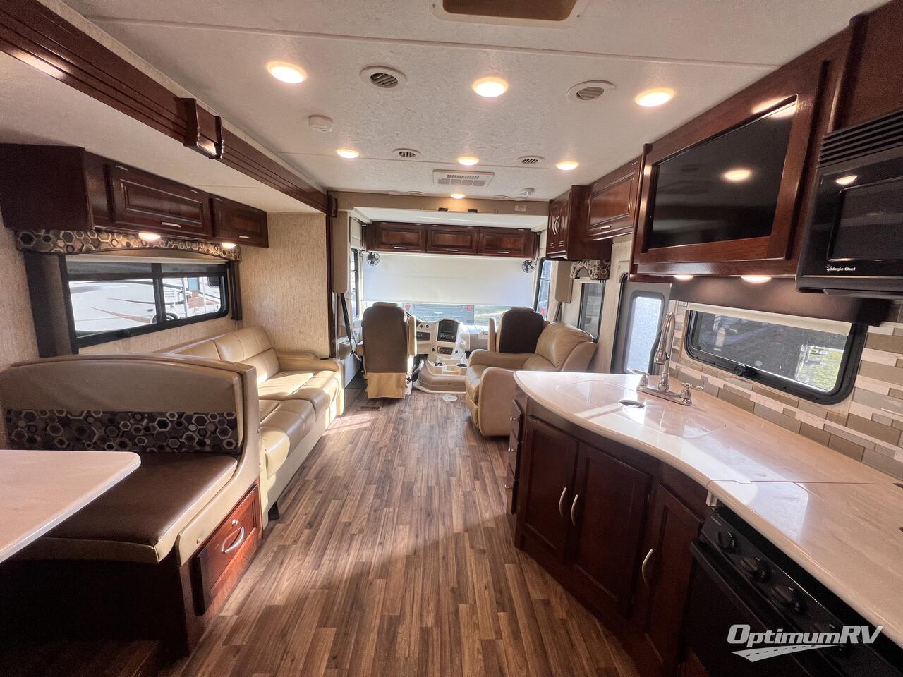 2020 Coachmen Mirada 34BHF Photo 6