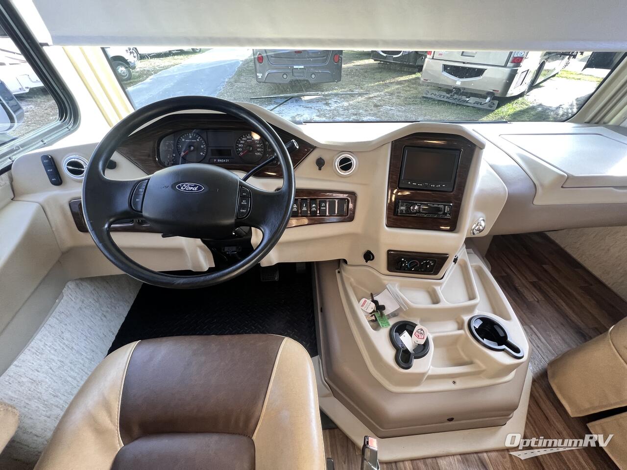2020 Coachmen Mirada 34BHF Photo 4