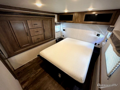 2022 Forest River Sabre 37FLL RV Photo 4