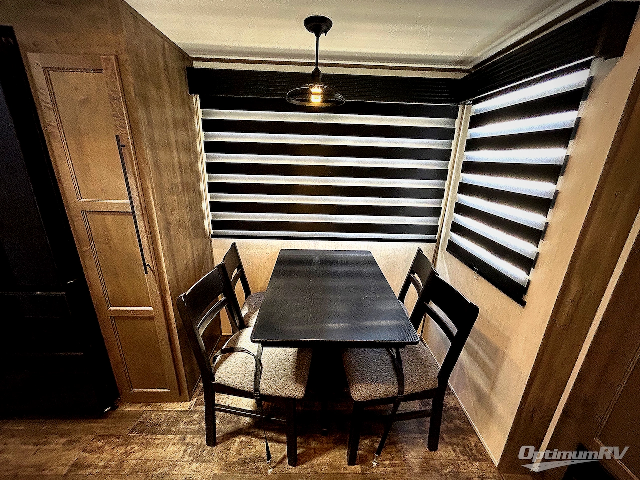 2022 Forest River Sabre 37FLL Photo 11