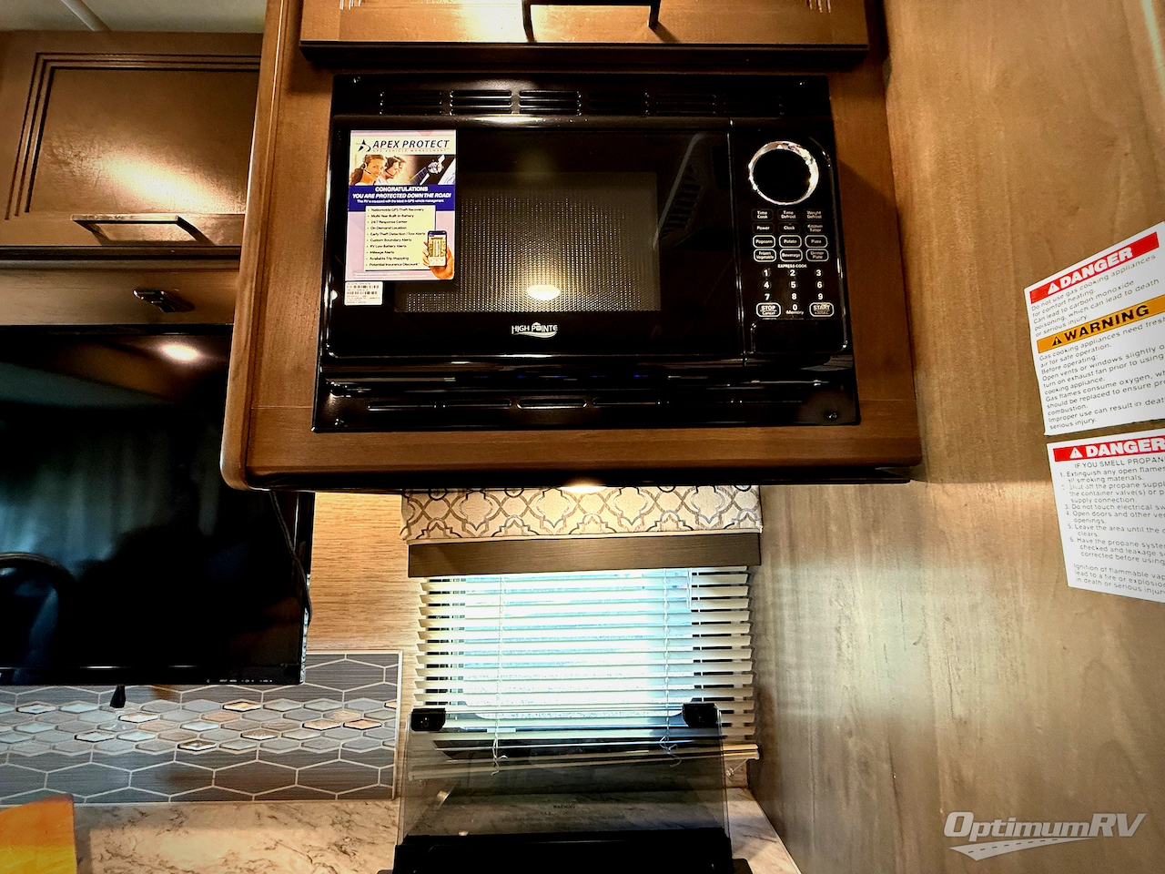 2021 Thor Freedom Traveler A27 Photo 11