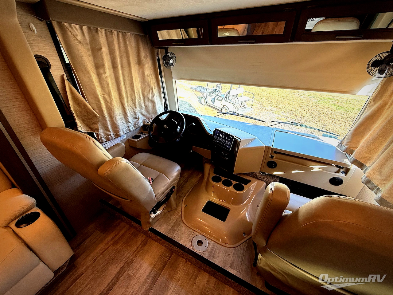 2021 Thor Freedom Traveler A27 Photo 16