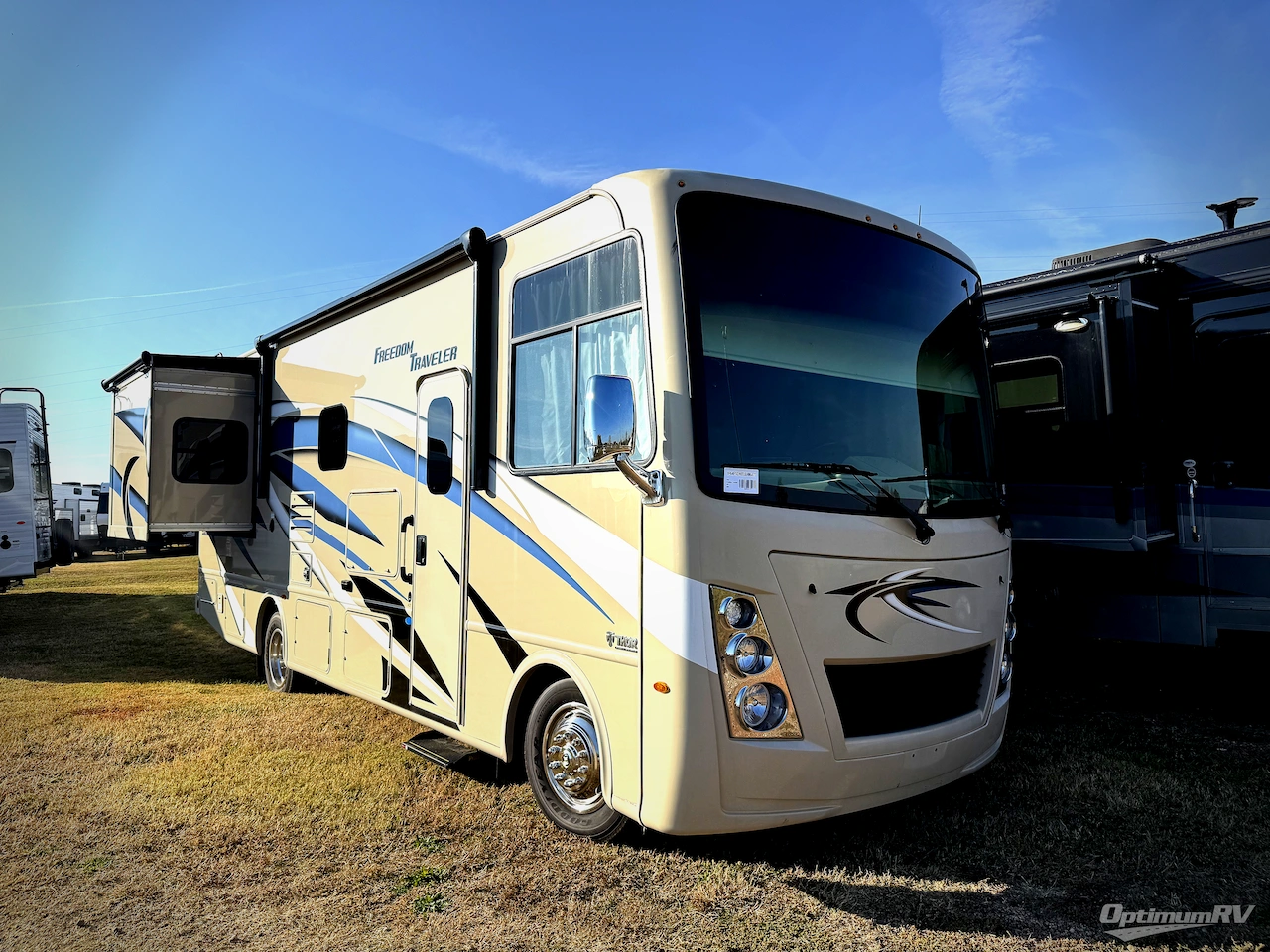 2021 Thor Freedom Traveler A27 Photo 1