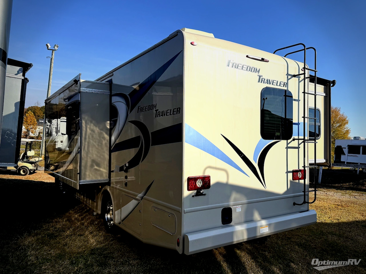 2021 Thor Freedom Traveler A27 Photo 3