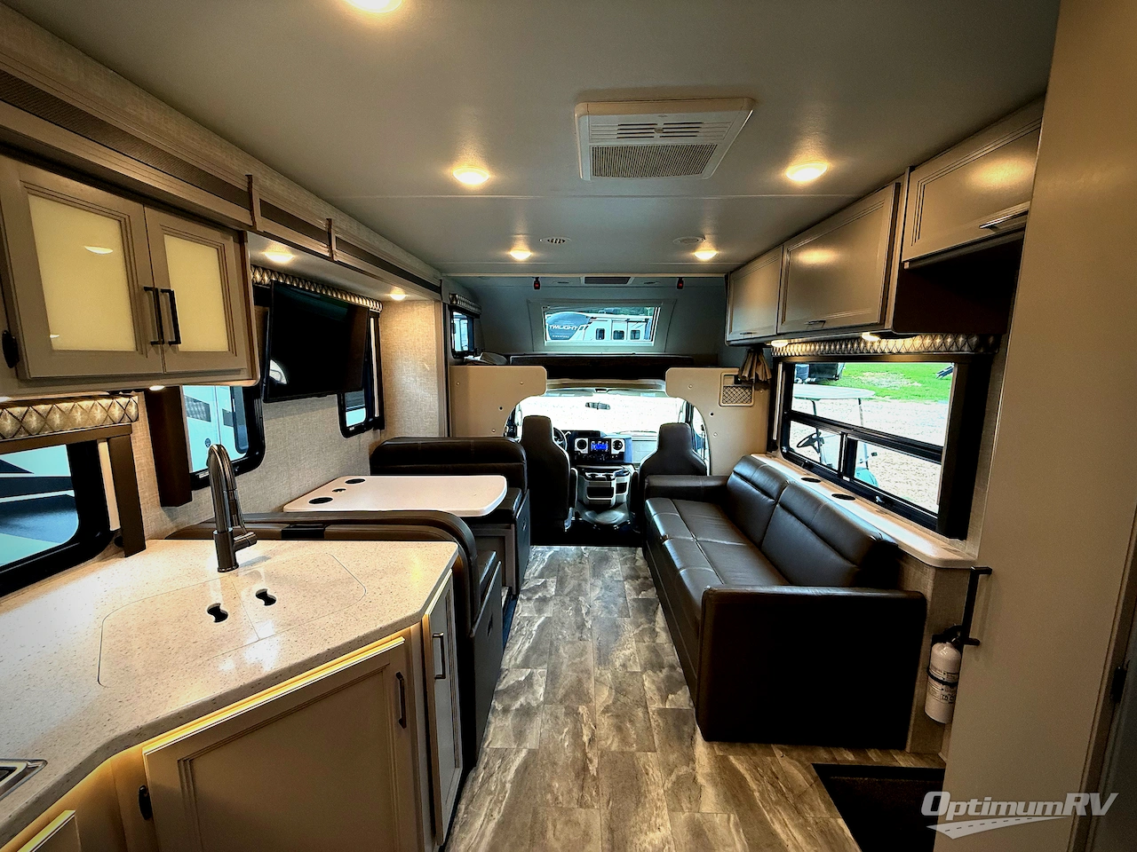 2023 Thor Quantum LF31 Photo 4
