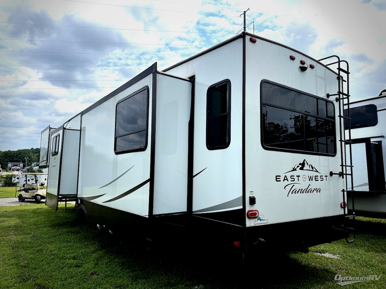 2022 East To West Tandara 386MB-OK Photo 3