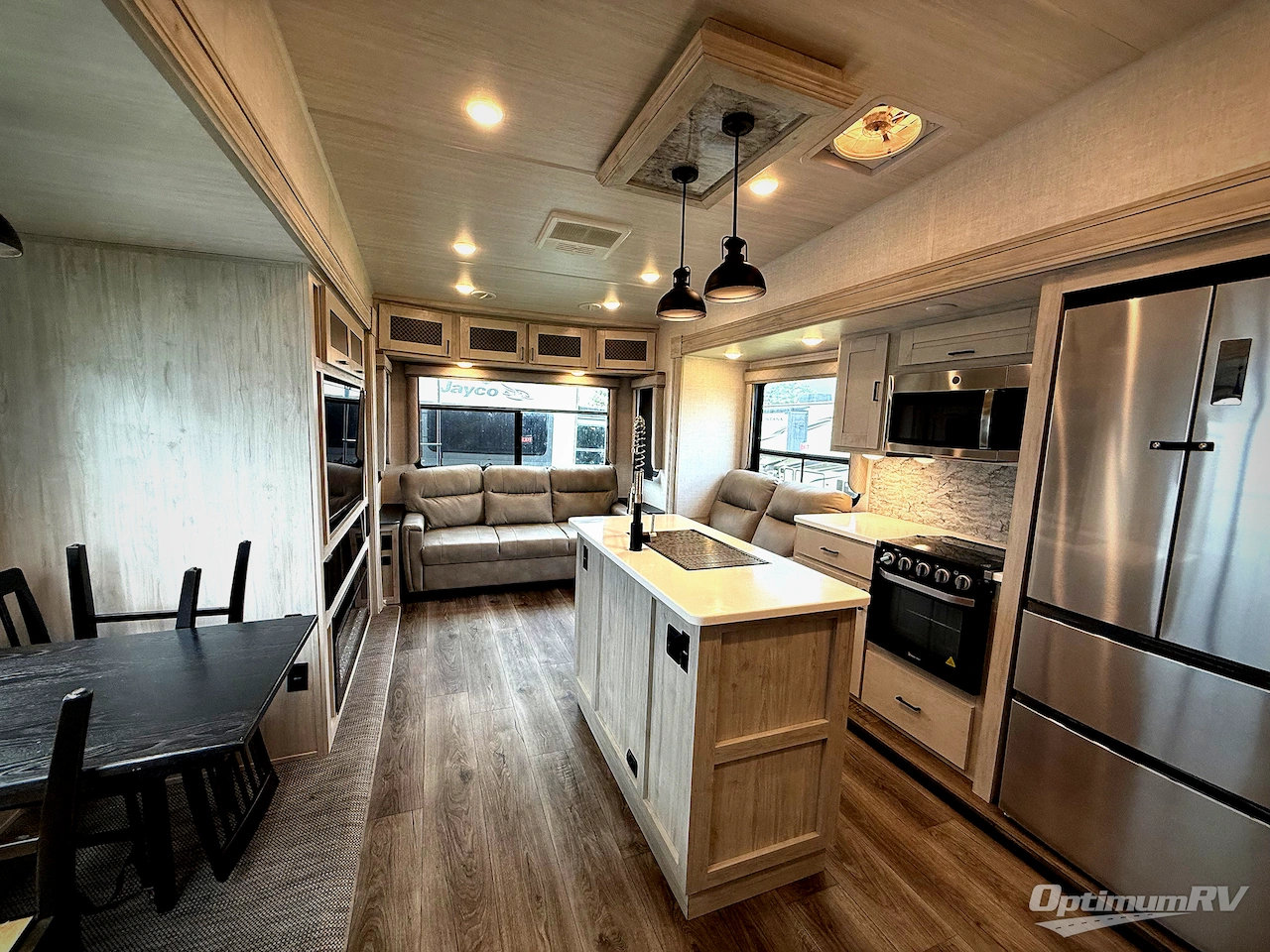 2022 East To West Tandara 386MB-OK Photo 4