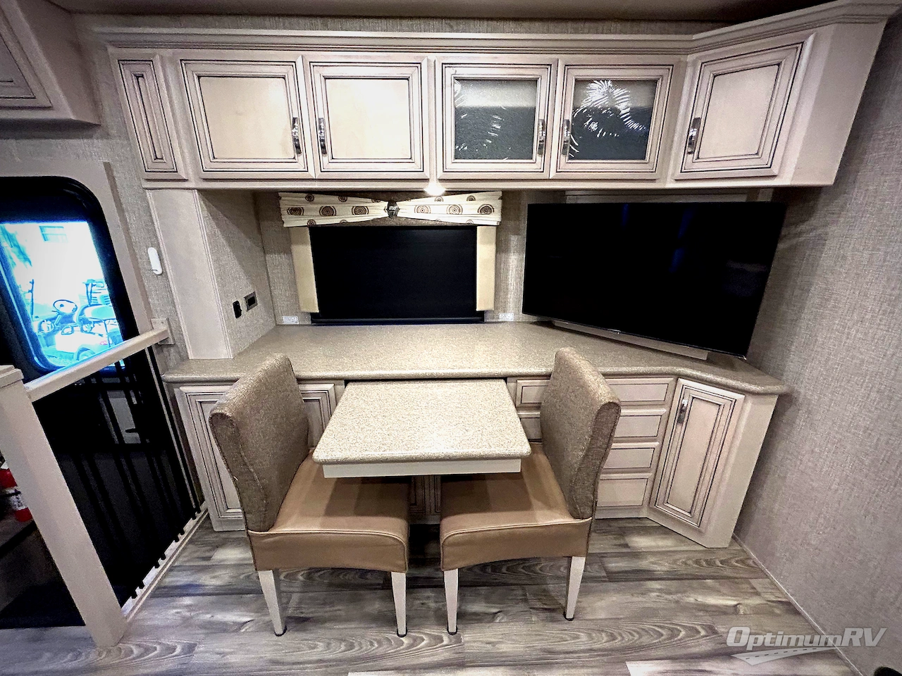 2021 Newmar Bay Star 3226 Photo 10