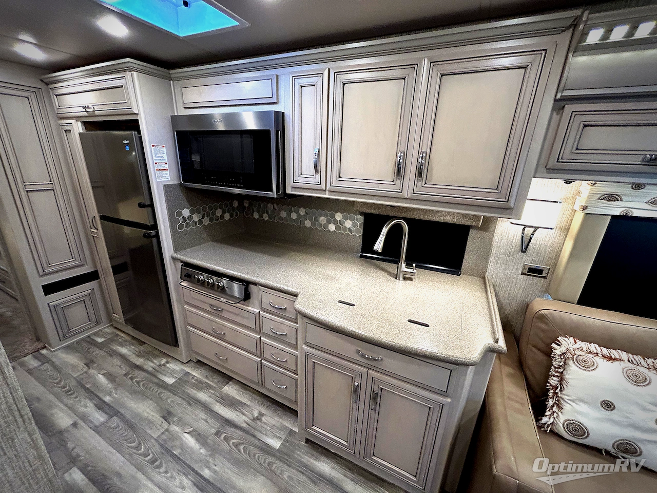 2021 Newmar Bay Star 3226 Photo 6