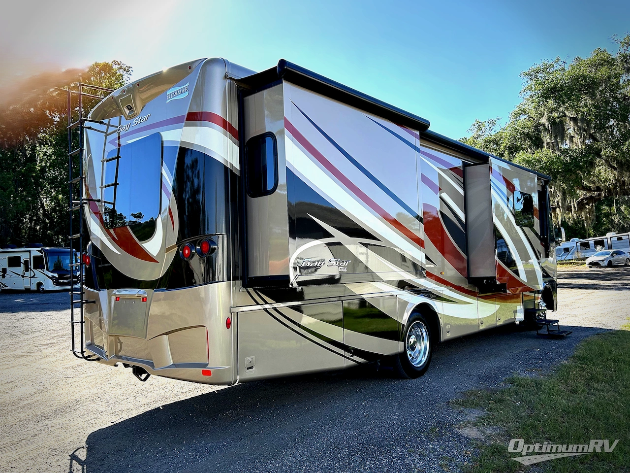 2021 Newmar Bay Star 3226 Photo 2