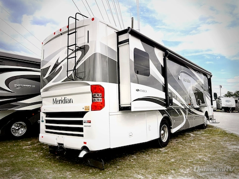 Used 2014 Itasca Meridian 36M Featured Photo