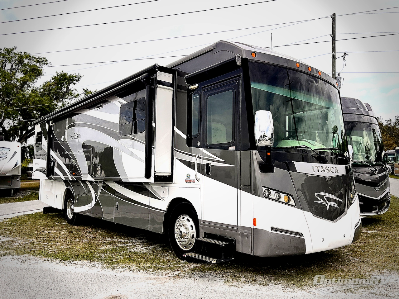 2014 Itasca Meridian 36M Photo 1